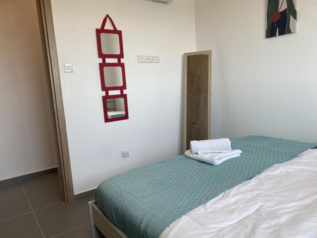 Silver Line 1-Bedroom Apartment In Ларнака Екстериор снимка