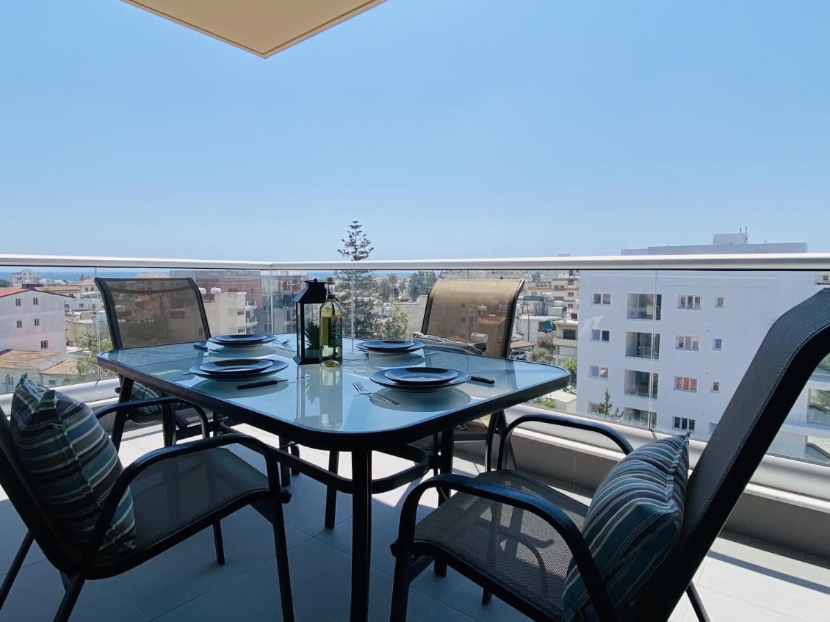 Silver Line 1-Bedroom Apartment In Ларнака Екстериор снимка